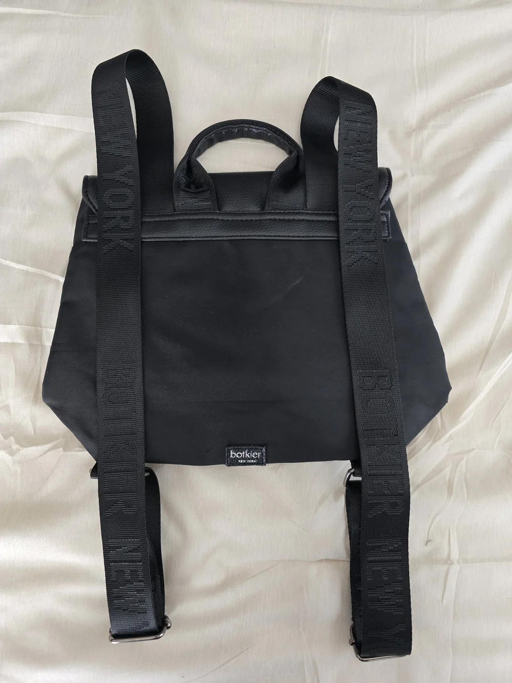 Botkier add touch